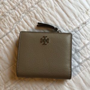 Tory Burch wallet